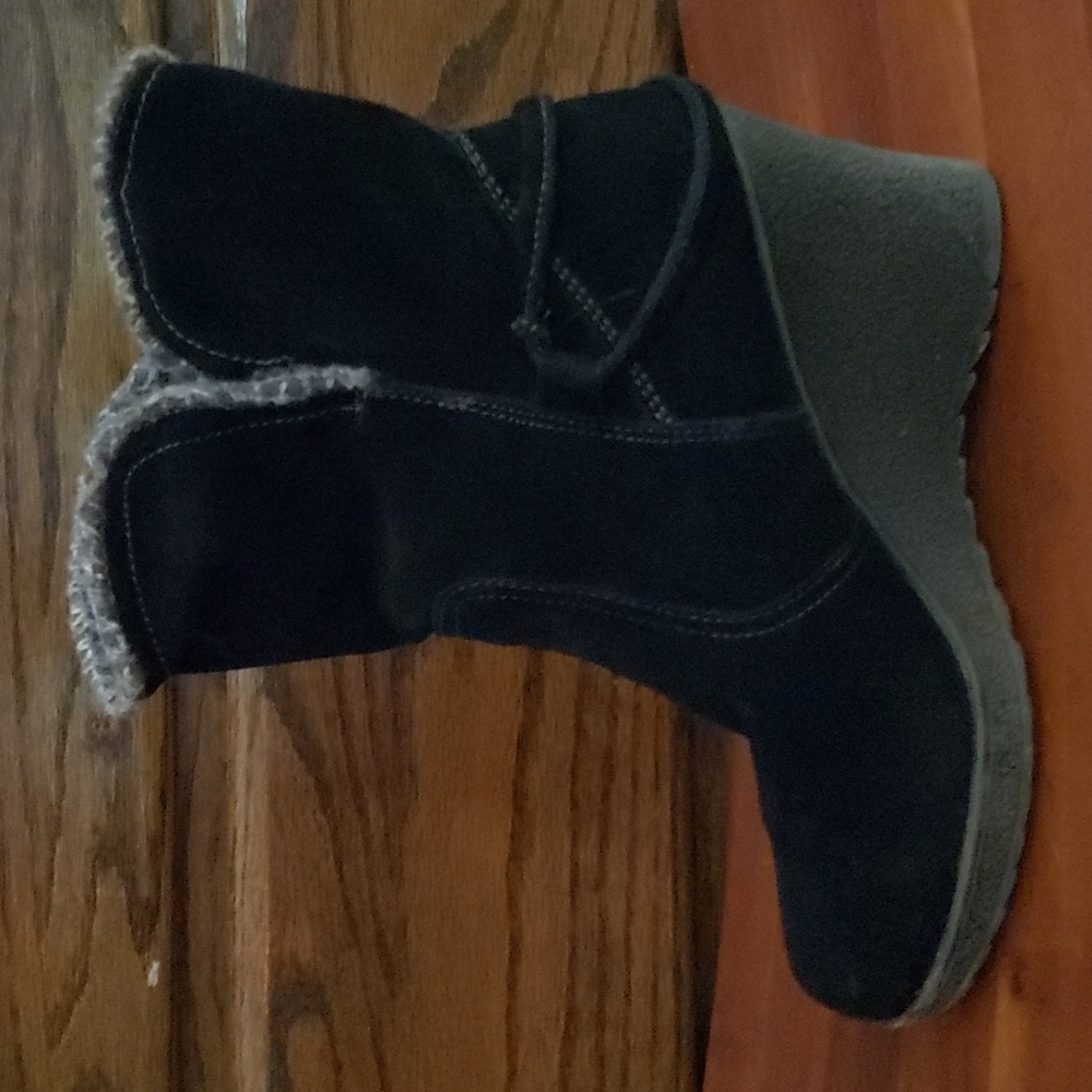 Booties  - Black Suede Scrunchy